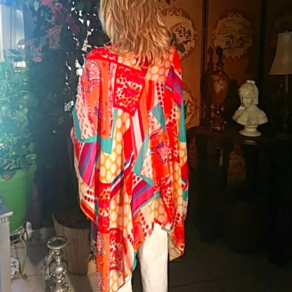 SALE 🎁Versatile poncho/cover all/top - Picture 3 of 3